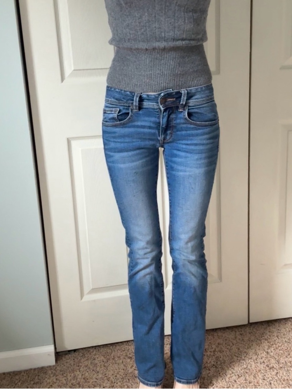 American Eagle Outfitters Size 00 regular length Slim Fitted Bootcut Jeans